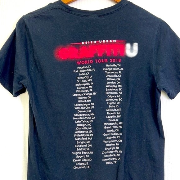 Gildan - Keith Urban Graffiti U World Tour 2018 Graphic T Size Small - Picture 11 of 11